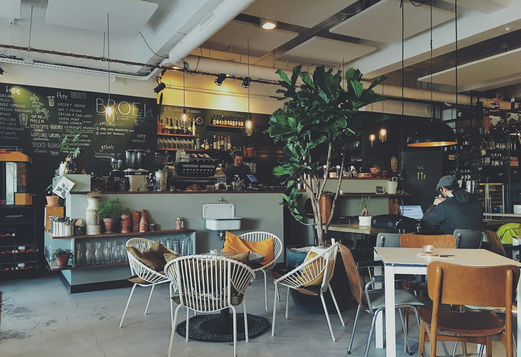 Franchise café interior